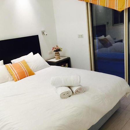 Regency Residence With Pool - Next The Beach Herzelia Extérieur photo