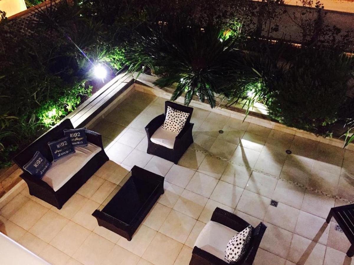 Regency Residence With Pool - Next The Beach Herzelia Extérieur photo